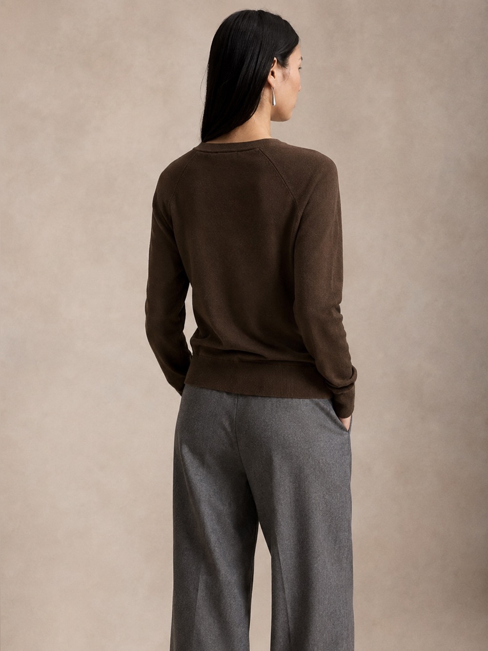 Ralph Lauren Sport Chocolate Brown V-Neck Sweater Gold Crest Medium - Picture 5 of 8